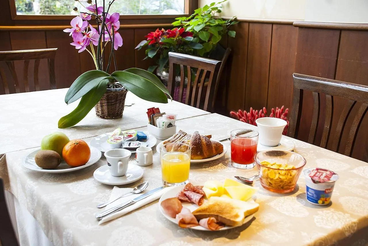Hotel Italia Ravenna 3*,