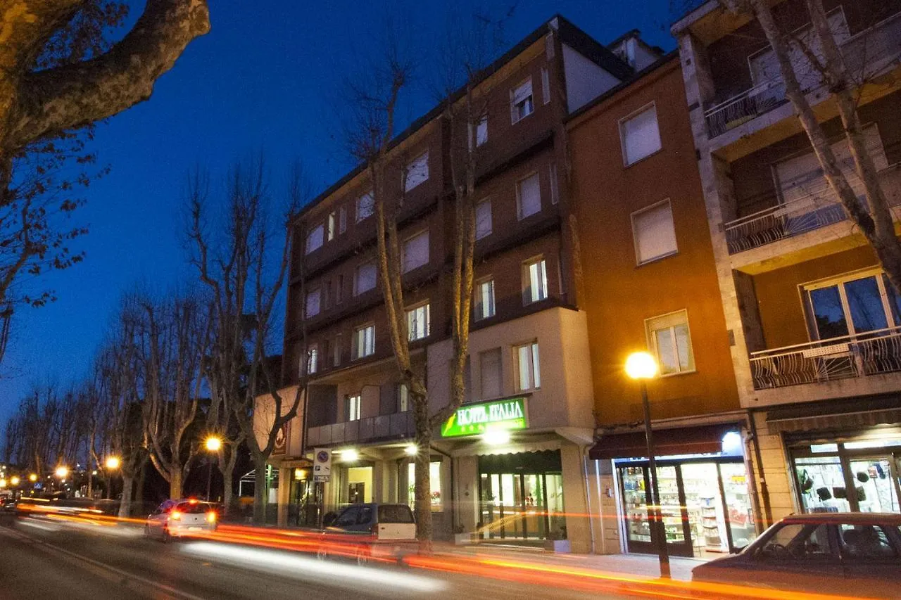 Hotel Italia contacts