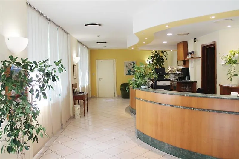 Hotel Italia Ravenna 3*,